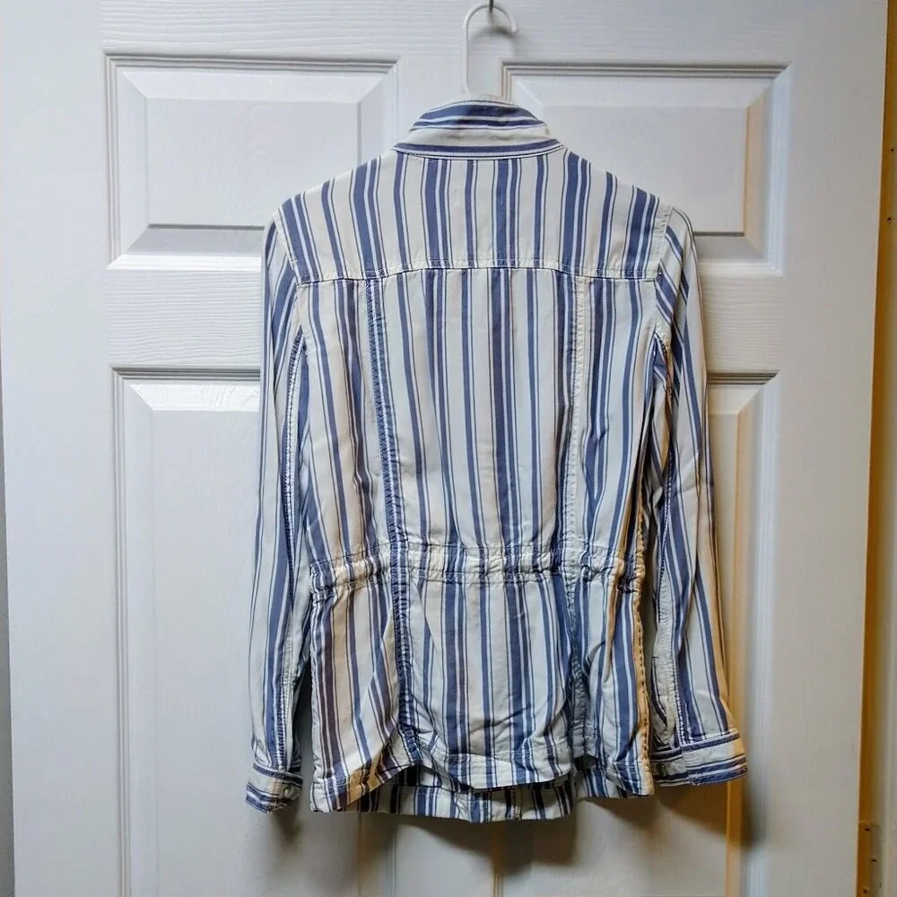 Loft Utility Jacket - Picture 7 of 10
